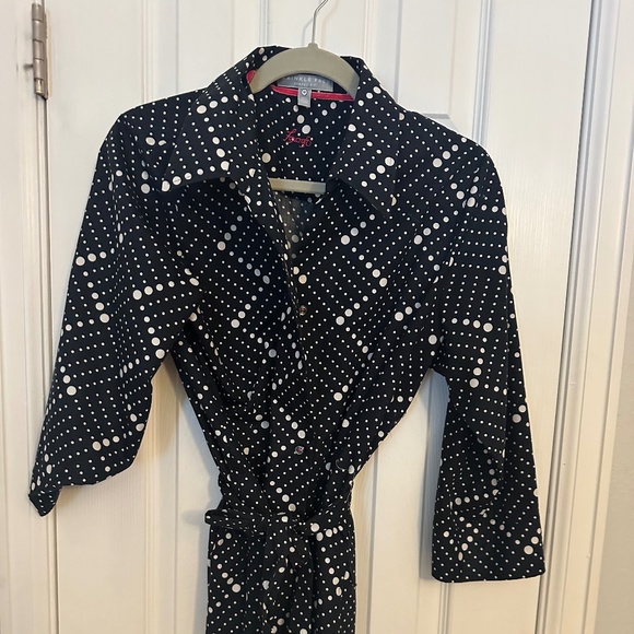 Top - Picture 1 of 2